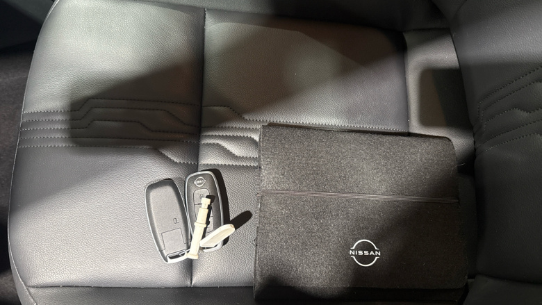 Nissan Juke 1.6 Hybrid Tekna 5dr Auto Hybrid Hatchback